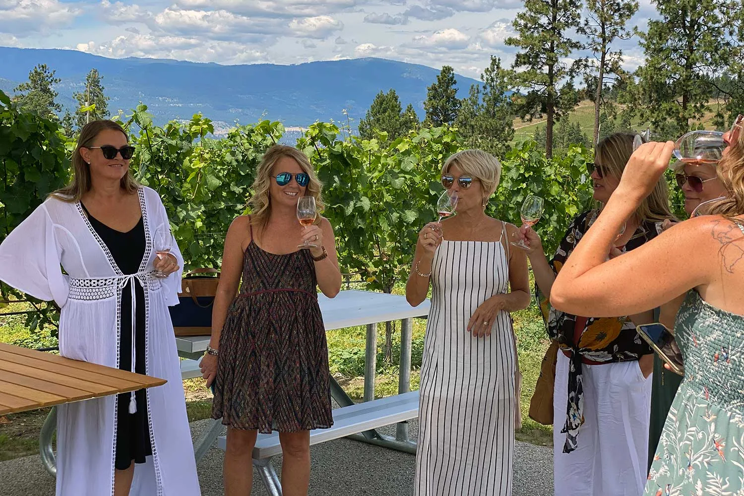 Lake Country Wine Tour