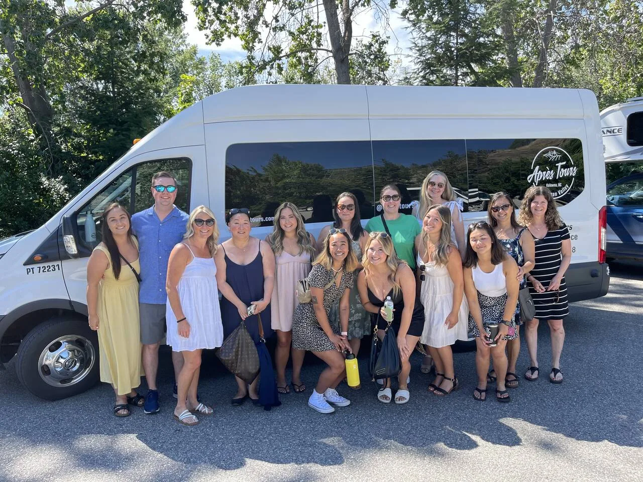 Lakeshore Wine Tour photo 4